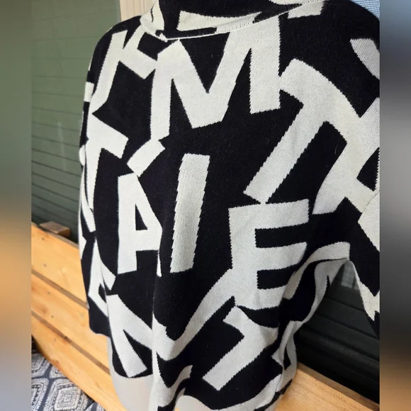 Anthropologie Black and White JeTaime Sweater - Picture 4 of 11